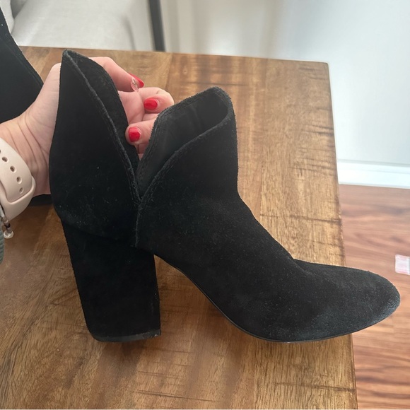 Steve Madden Women Rookie Bootie Black Suede Pull On Size 6 - Picture 5 of 11